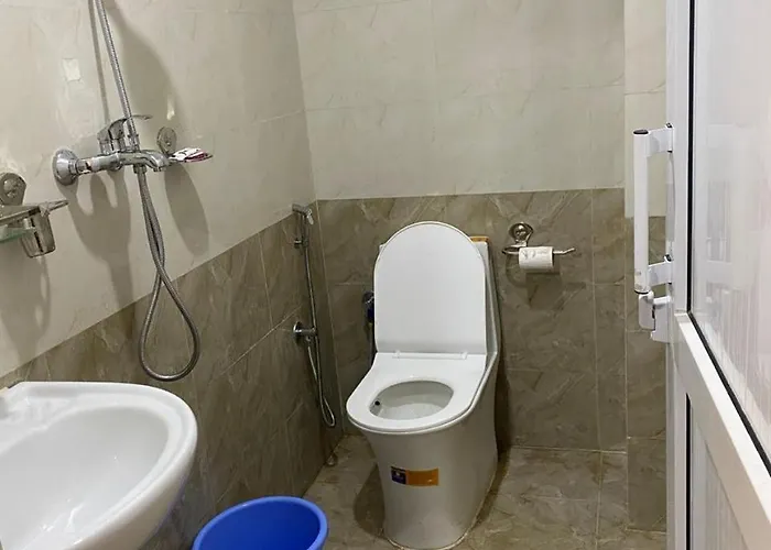 Hotel Middle Temple Pvt Ltd *